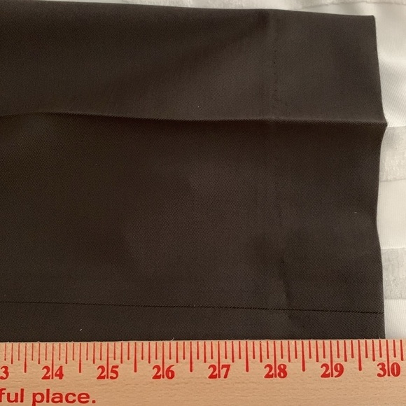 Carlisle Vintage Dark Brown Pantsuit. 48% Wool. Buttons & Stud Detailing. Size 6 - Picture 11 of 15